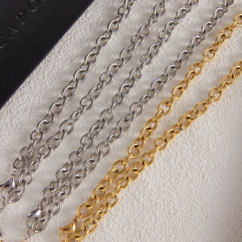 Minimalist Smooth Five-pointed Star Pendant Necklace
