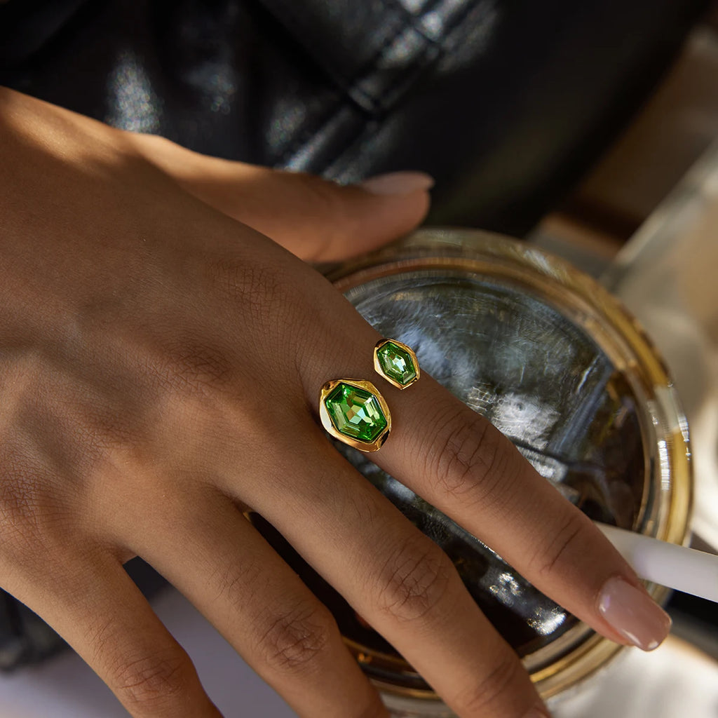 Green Zirconium Geometric Asymmetrical Open Ring