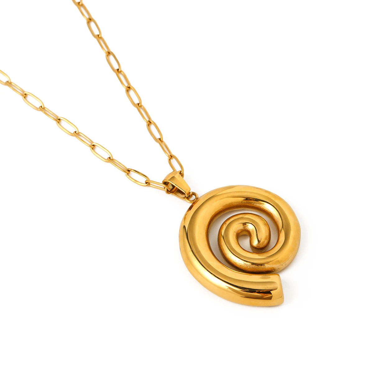 Threaded Circle Pendant Necklace