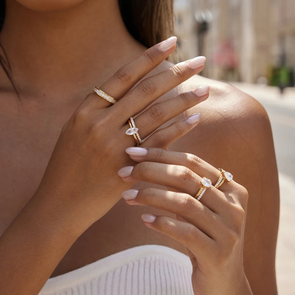 Exquisite Geometric Zircon Wedding Ring