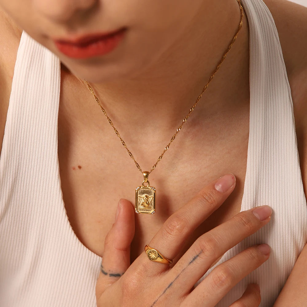 Coin Pendant Necklace