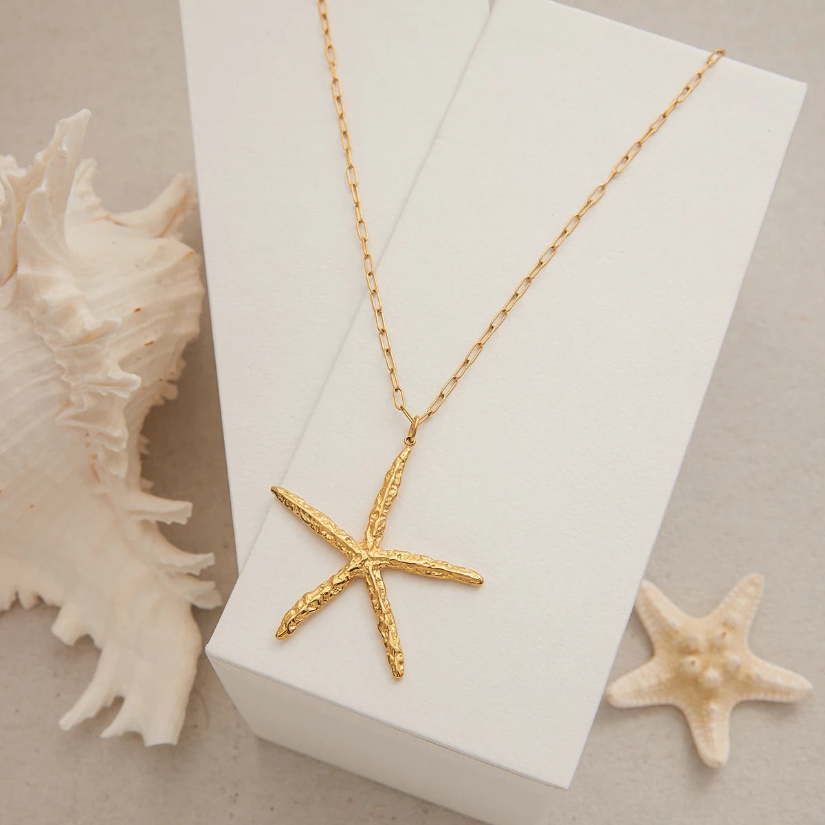 Oceanic Starfish Pendant Necklace & Earrings Set