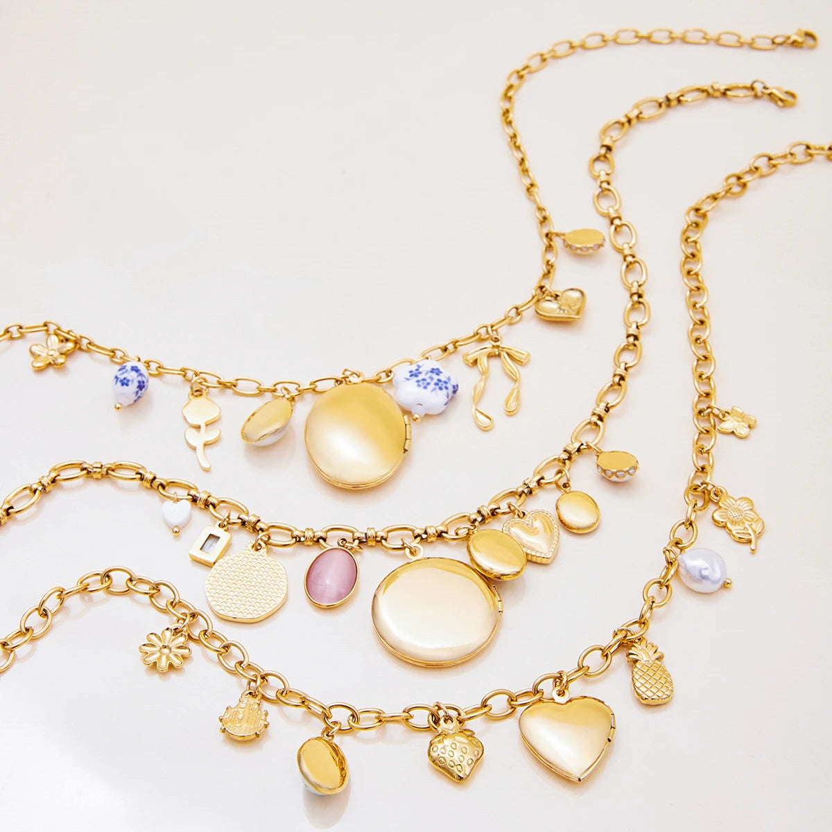 Minimalist Geometric Ceramic Flower Opal Photo Box Necklace