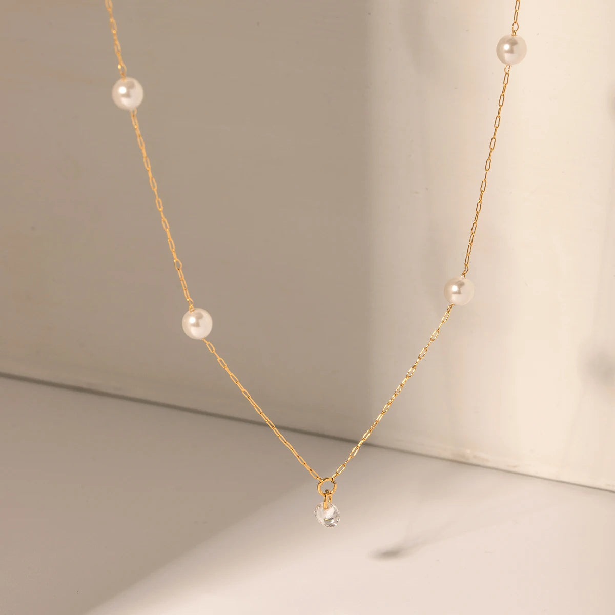Exquisite Stainless Steel Pearl Zircon Necklace