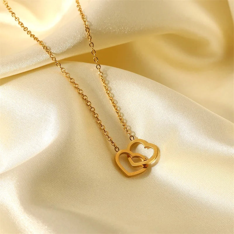 Trendy Fine Double Heart Connected Hollow Chain Necklace for Women Temperament Jewelry Gift