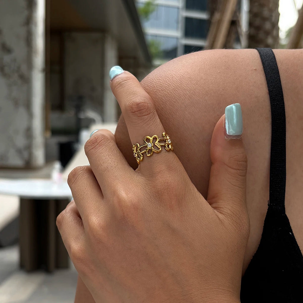 Romantic Zircon Flower Rings