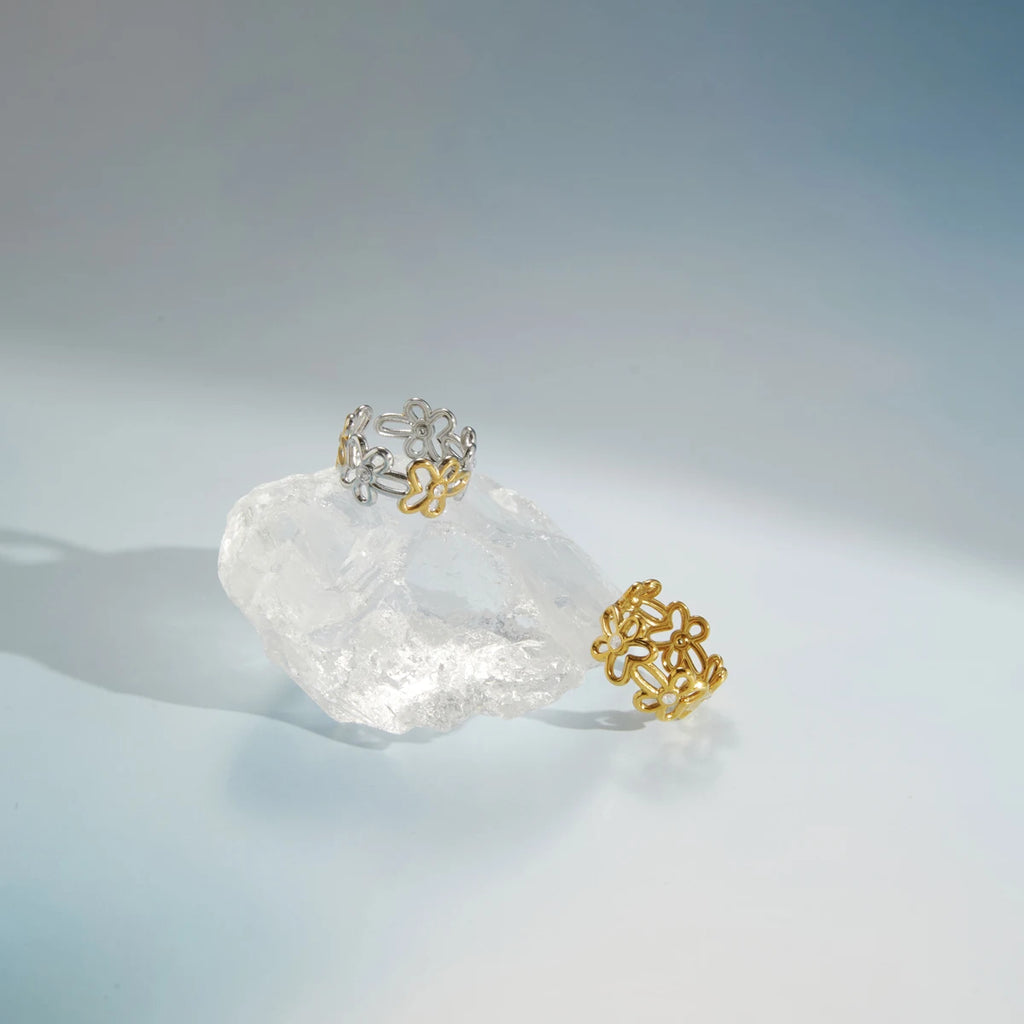 Romantic Zircon Flower Rings
