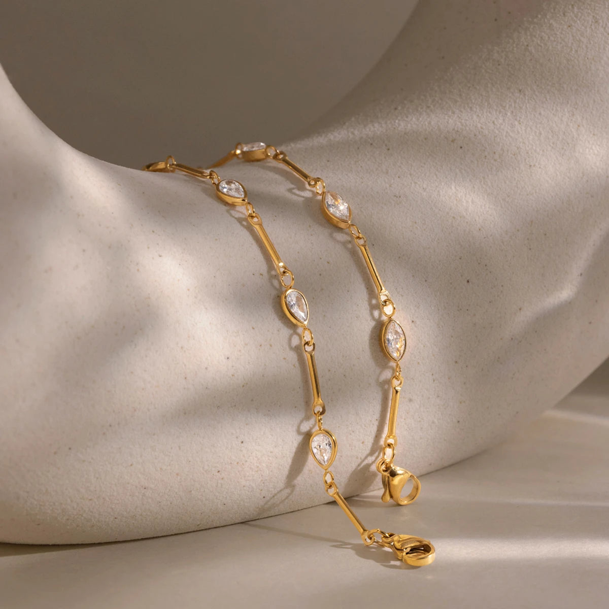Classic Geometric Zircon Bracelet