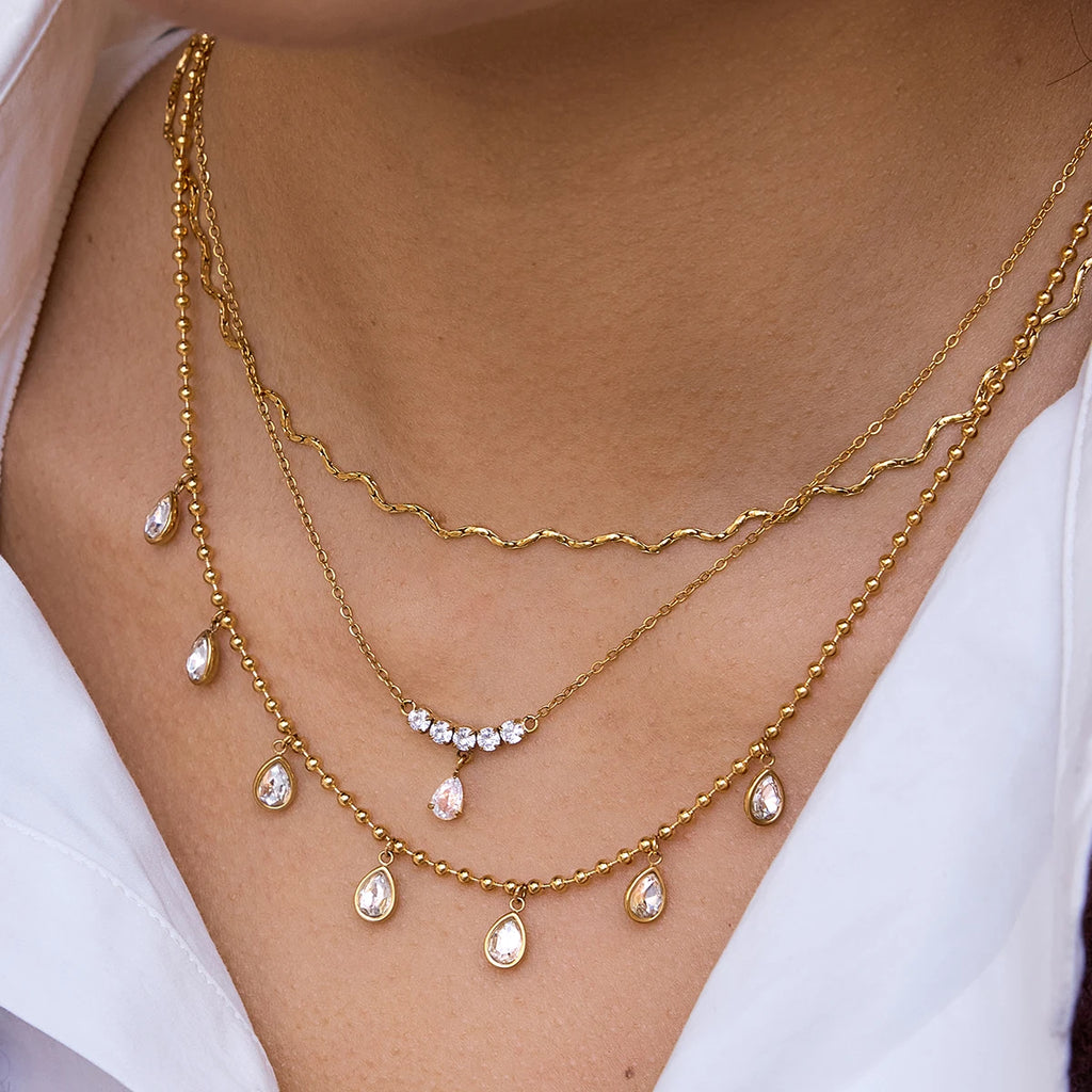 Classic Wave Shape Chain Necklace