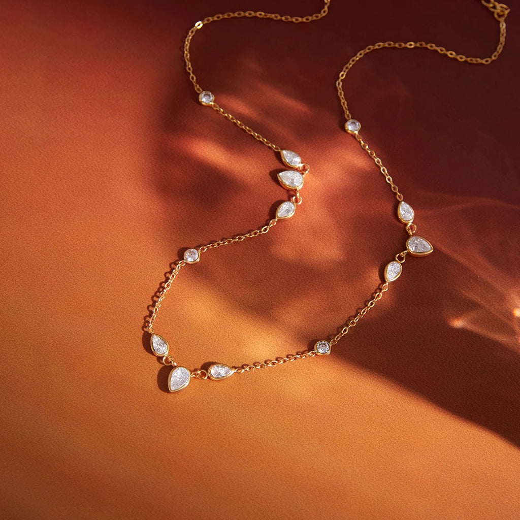 Delicate Round Water Drop Zircon Pendant Necklace