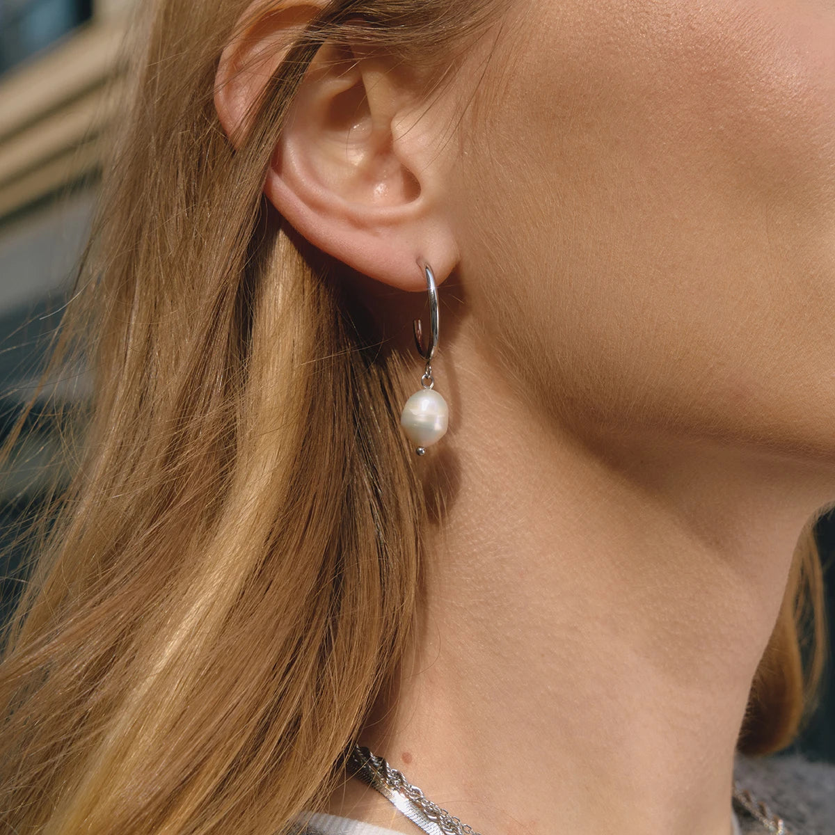 Elegant Freshwater Pearl Drop Earrings