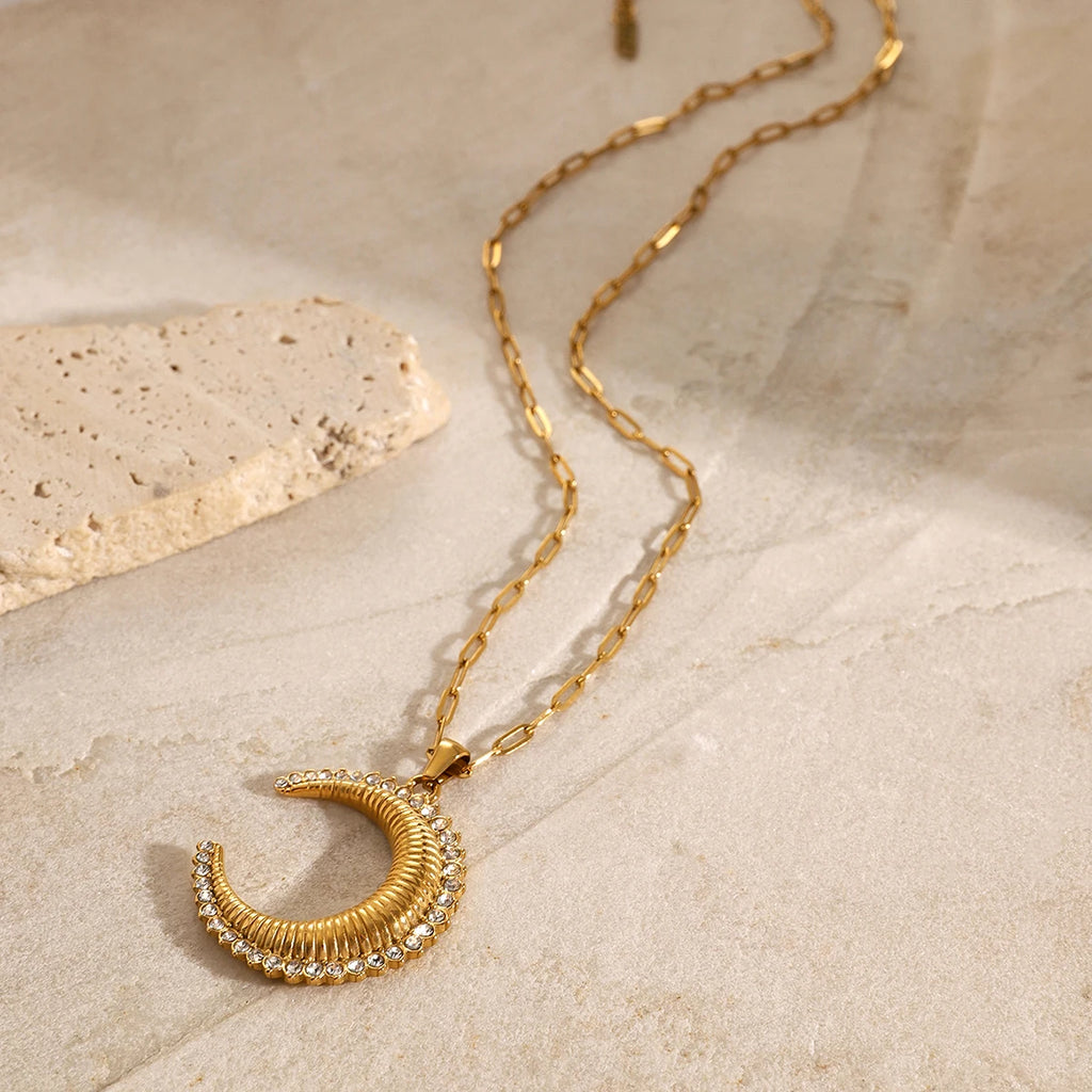 Geometric Sparkling Zirconia Necklace