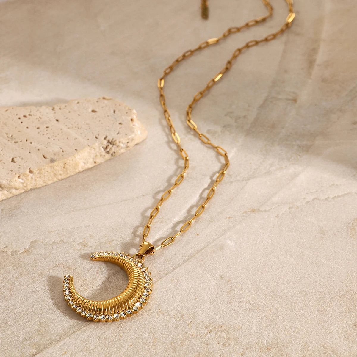 Geometric Sparkling Zirconia Necklace
