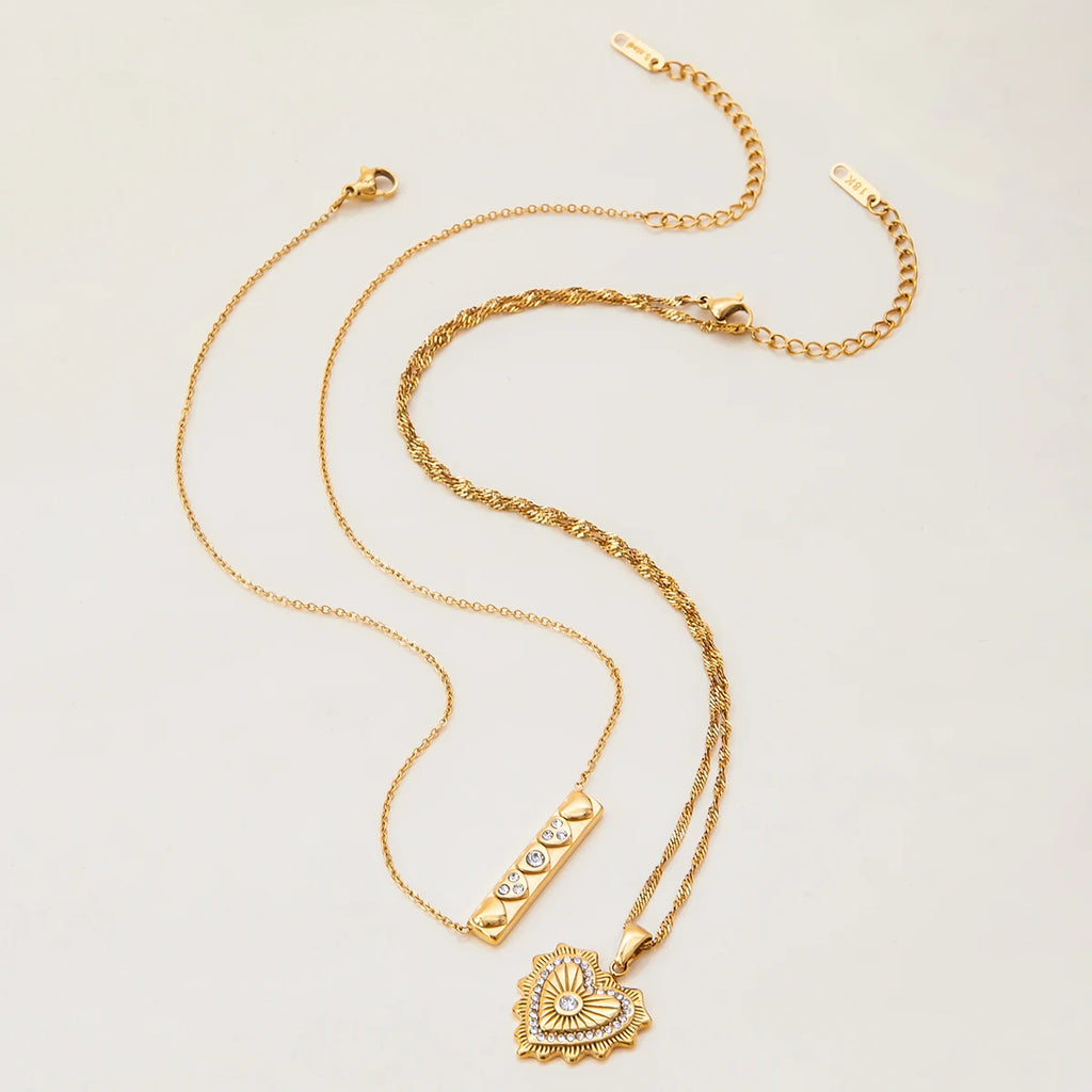 Geometric Textured Heart Zircon Necklace