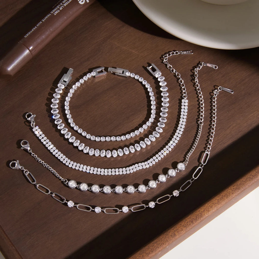 Delicate Geometric Zircon Bracelet