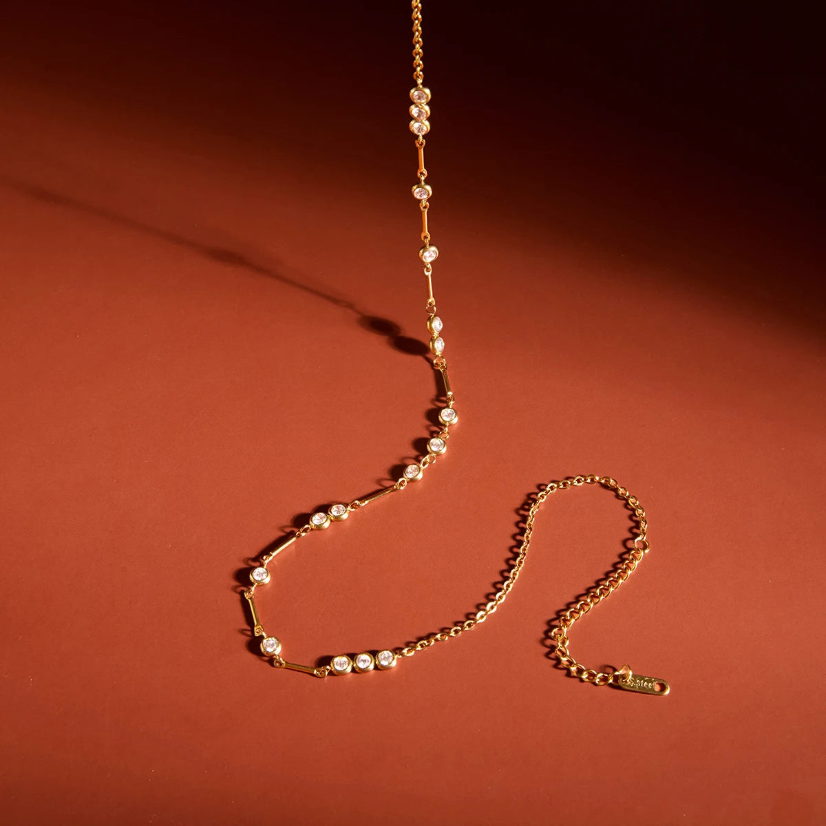 Elegant Round Zircon Necklace