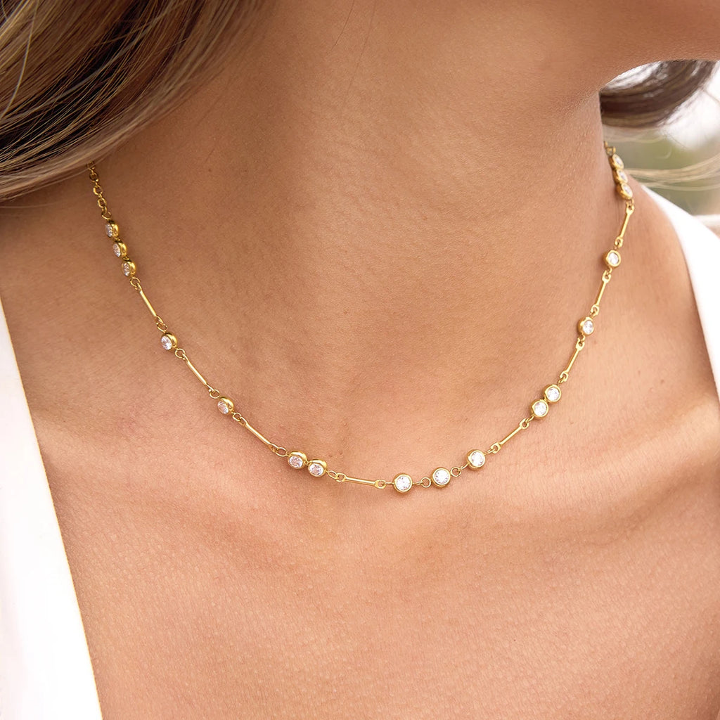Elegant Round Zircon Necklace