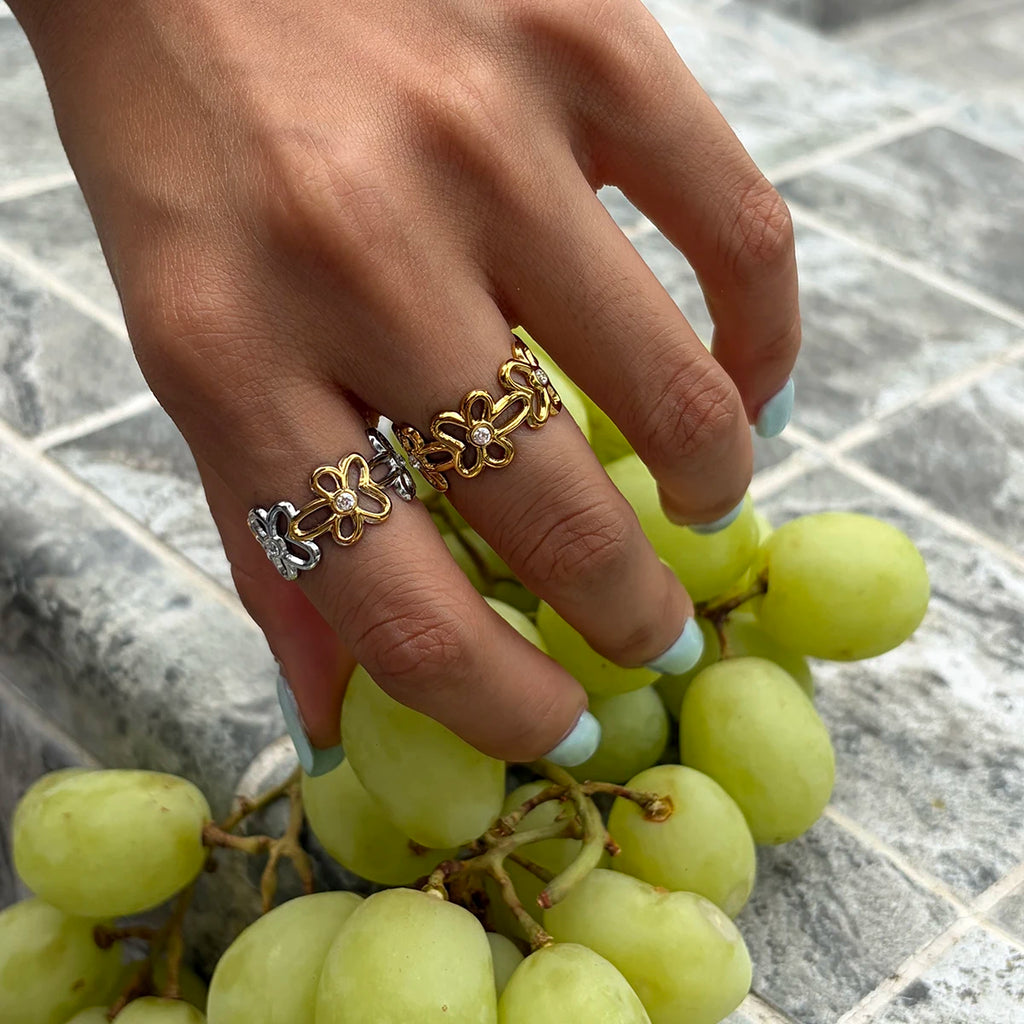 Romantic Zircon Flower Rings