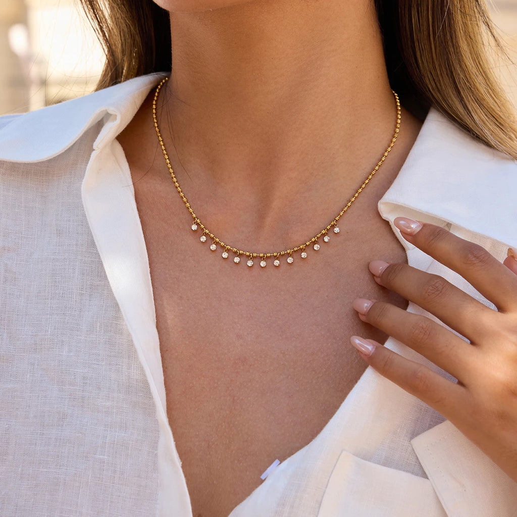 Delicate Round Zircon Pendant Necklace