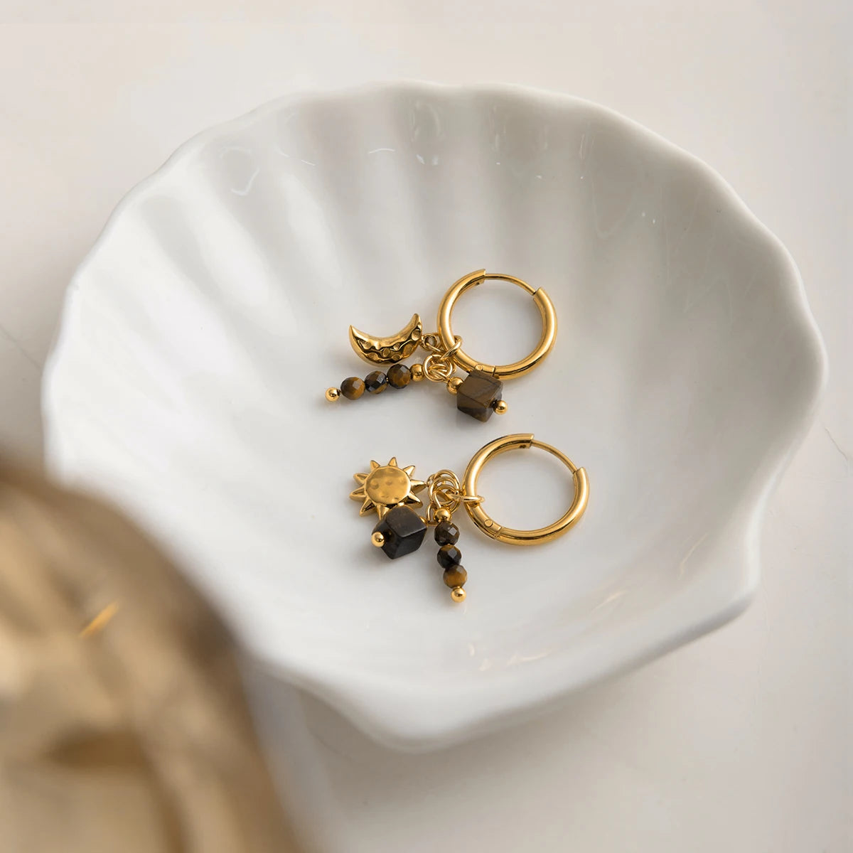 Vintage Tiger Eye Stone Drop Earrings