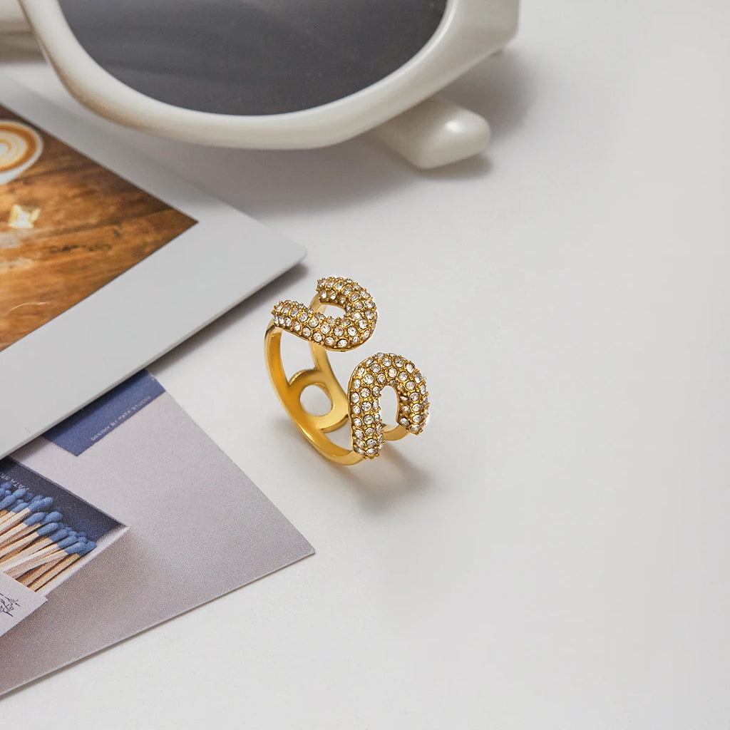 Shiny White Rhinestone Paperclip Hollow Ring