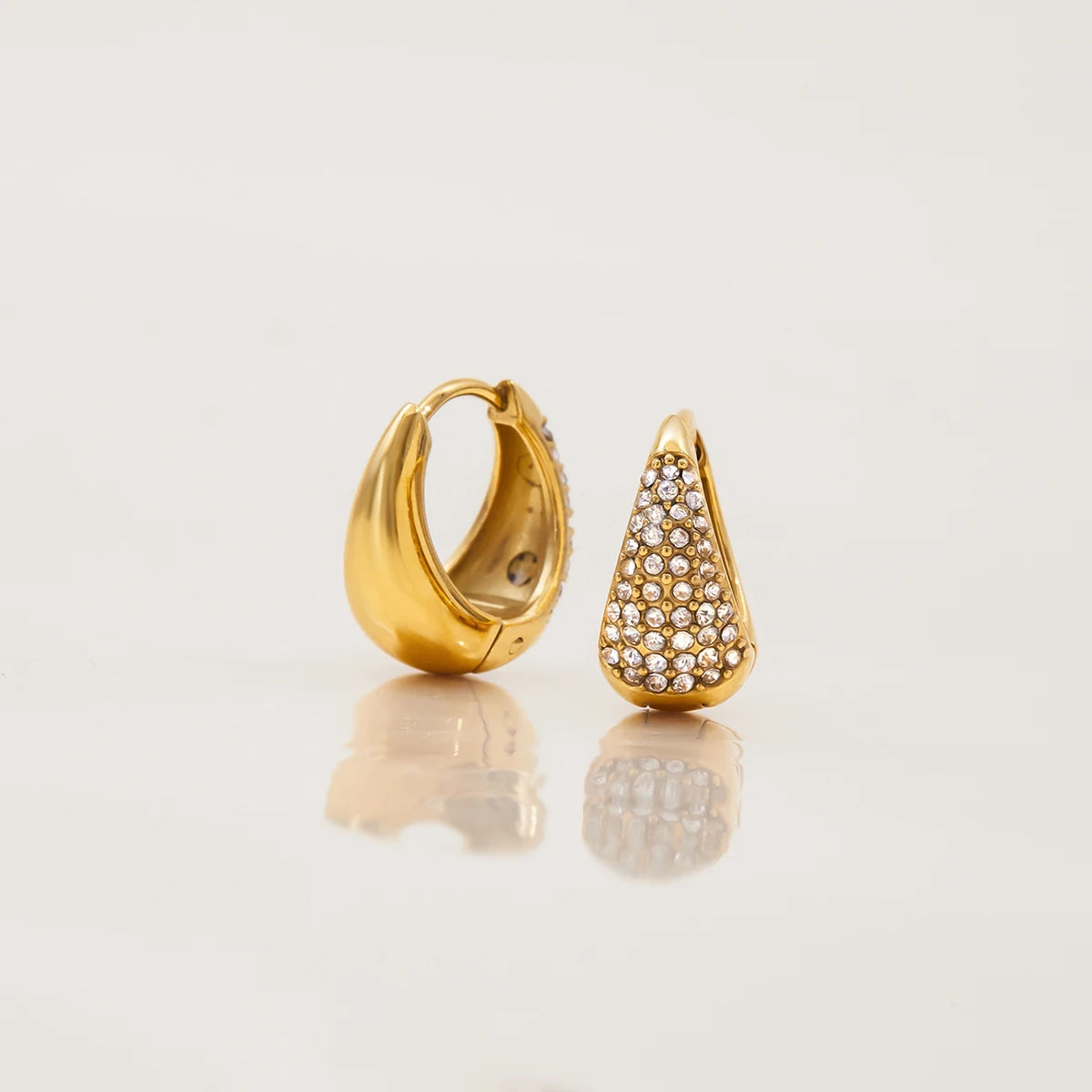 U-shaped Earrings With Zirconia Stones