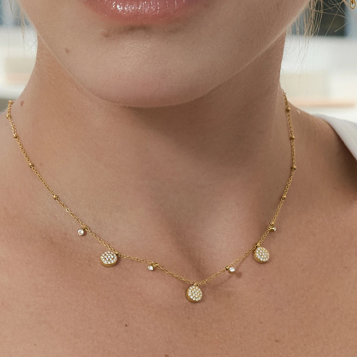 Delicate Round Flower Water Drop Pendant Necklace