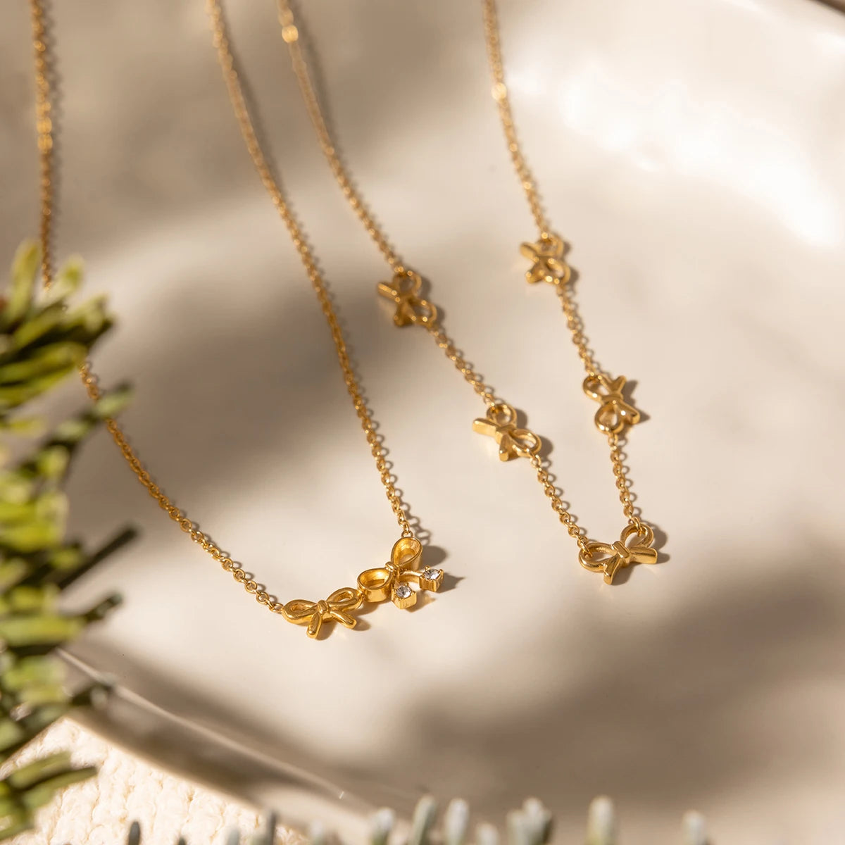Romantic Bowknot Pendant Necklace