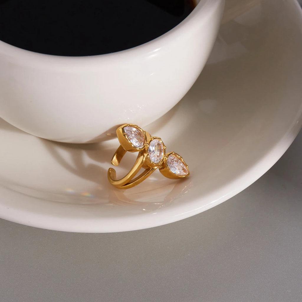 Geometric Zircon Rings
