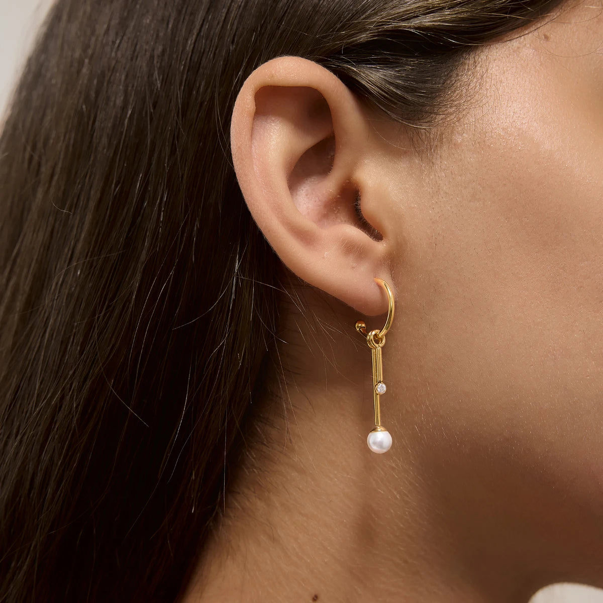 Elegant Pearl Zircon Drop Earring