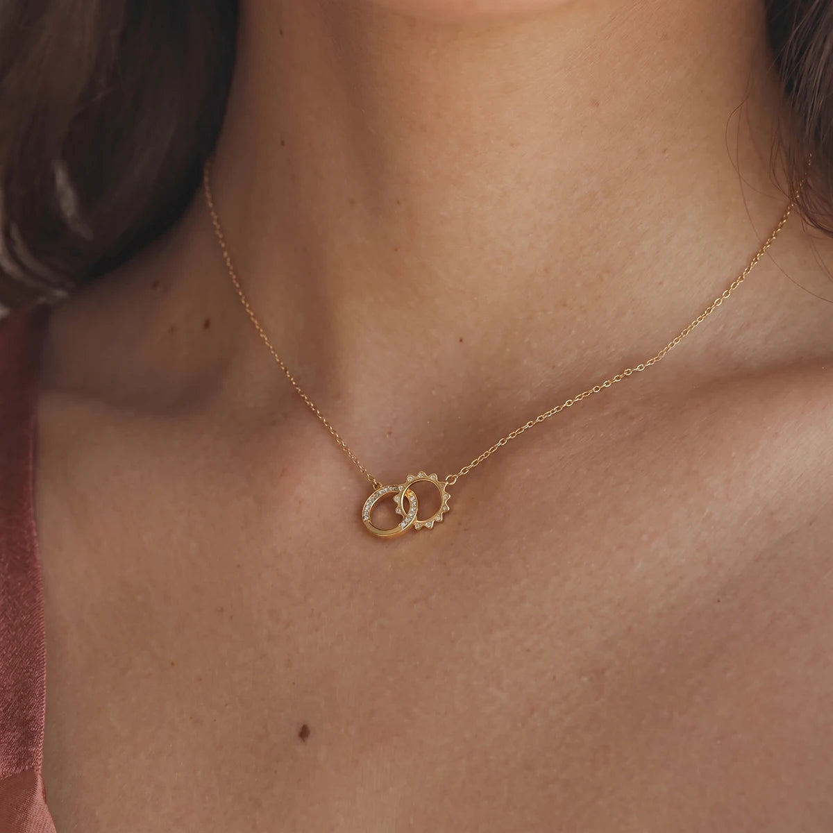 Double Circles Zircon Pendant Necklace