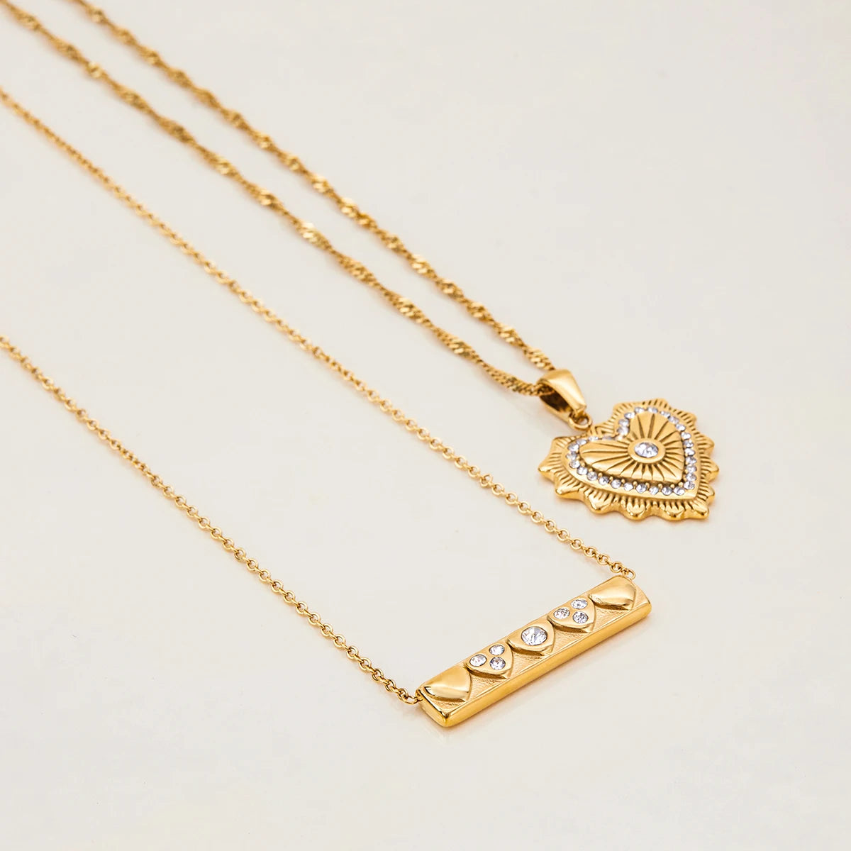 Geometric Textured Heart Zircon Necklace