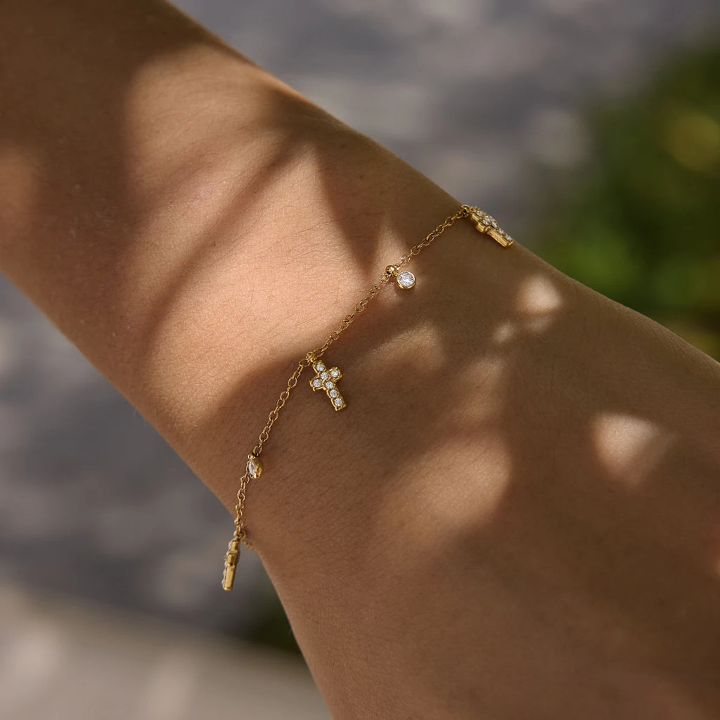 Delicate Cross Round Zircon Pendant Bracelet