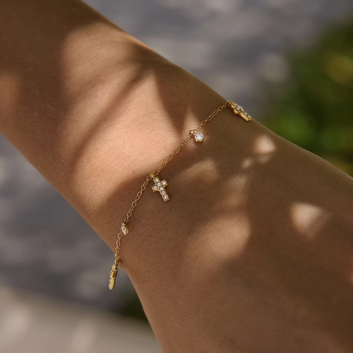Delicate Cross Round Zircon Pendant Bracelet