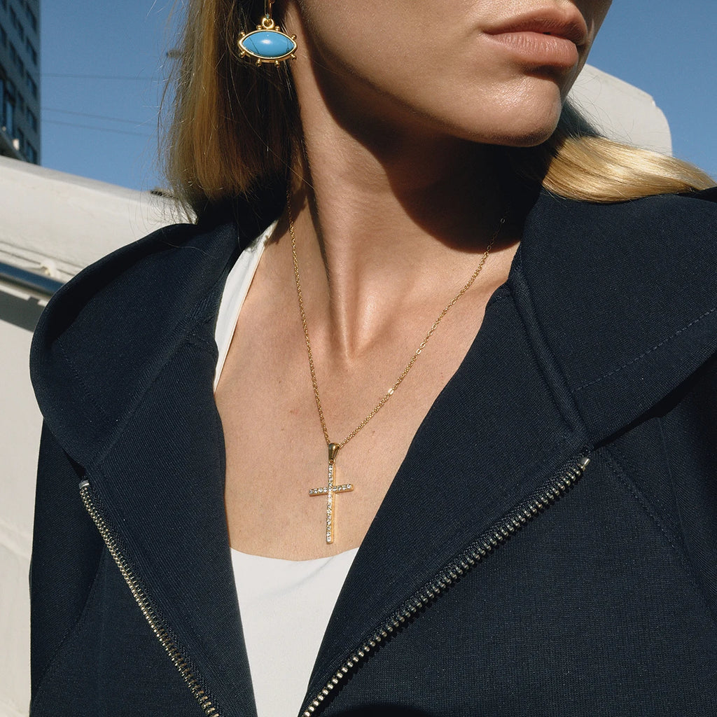 Classic Zircon Cross Pendant Necklace