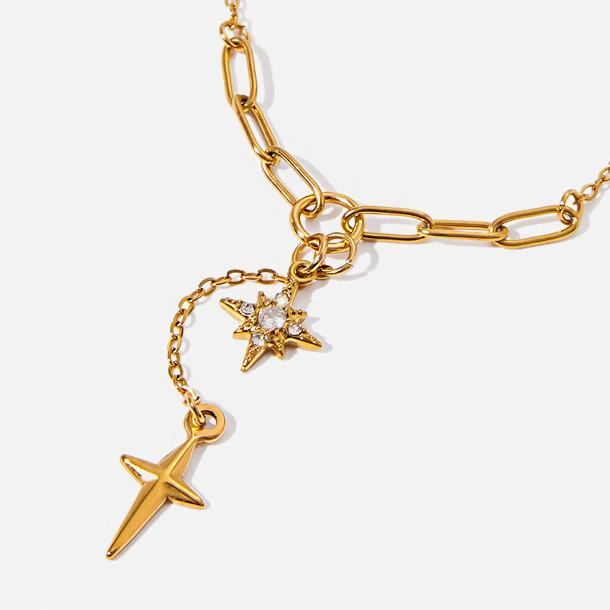 Classic Wind with White Diamonds Polished Quadrangle Pendant Necklace