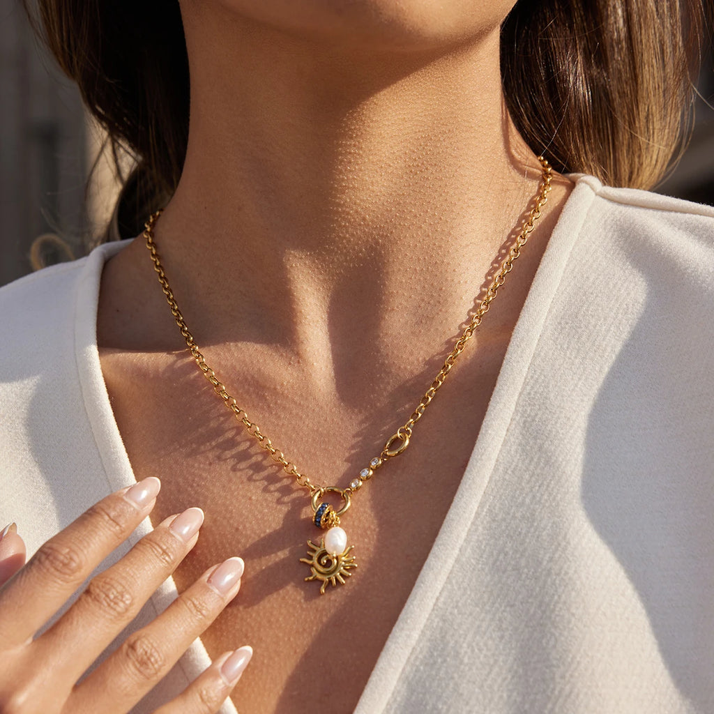 Classic Sun Freshwater Pearl Crystal Bead Pendant Necklace