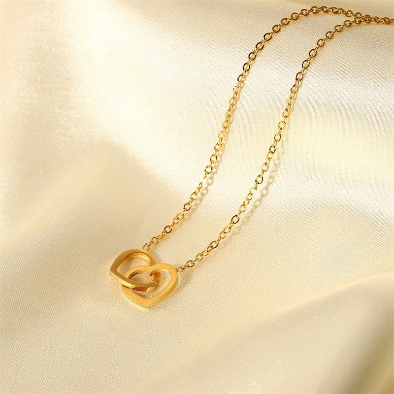 Trendy Fine Double Heart Connected Hollow Chain Necklace for Women Temperament Jewelry Gift