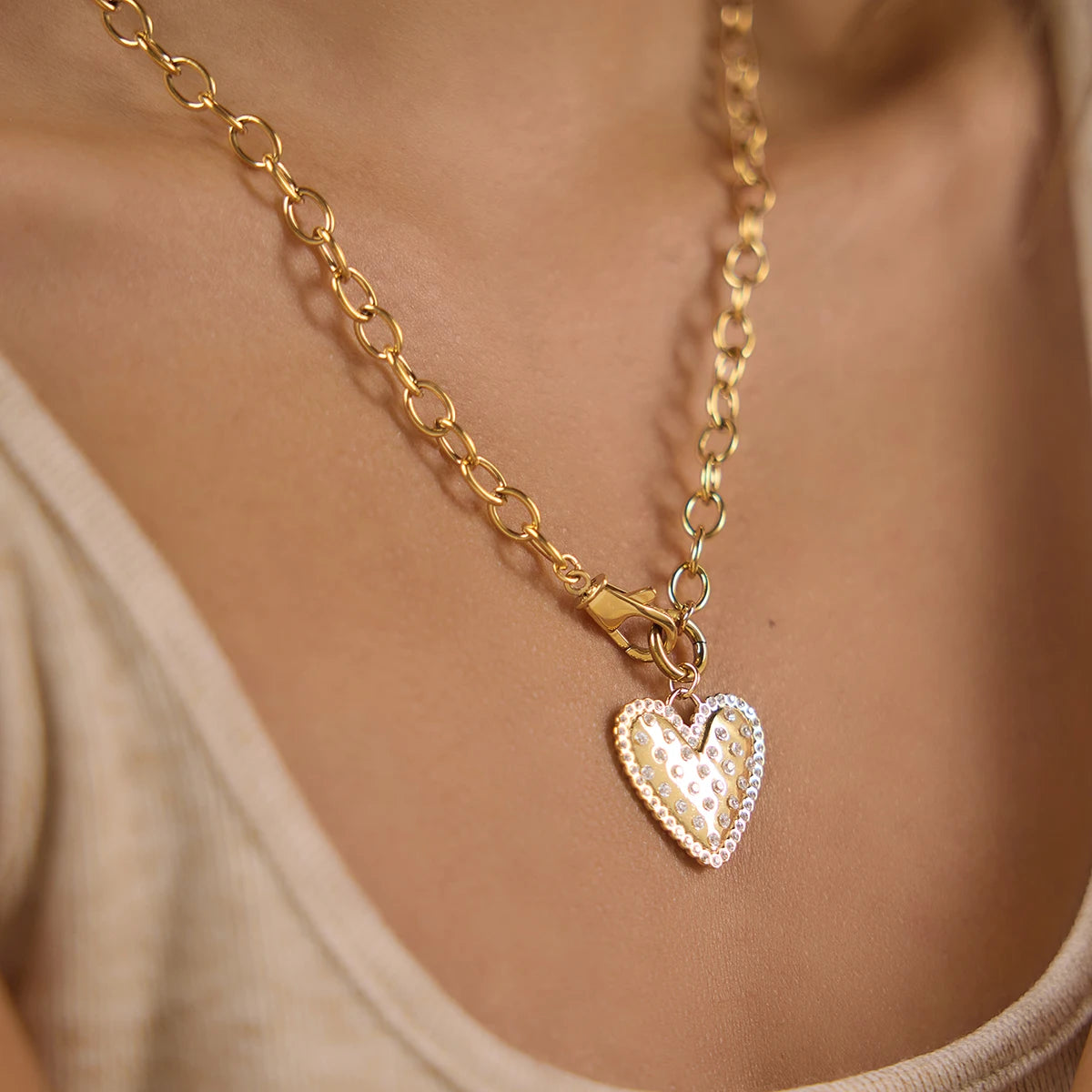 Romantic Zircon Heart Pendant Necklace