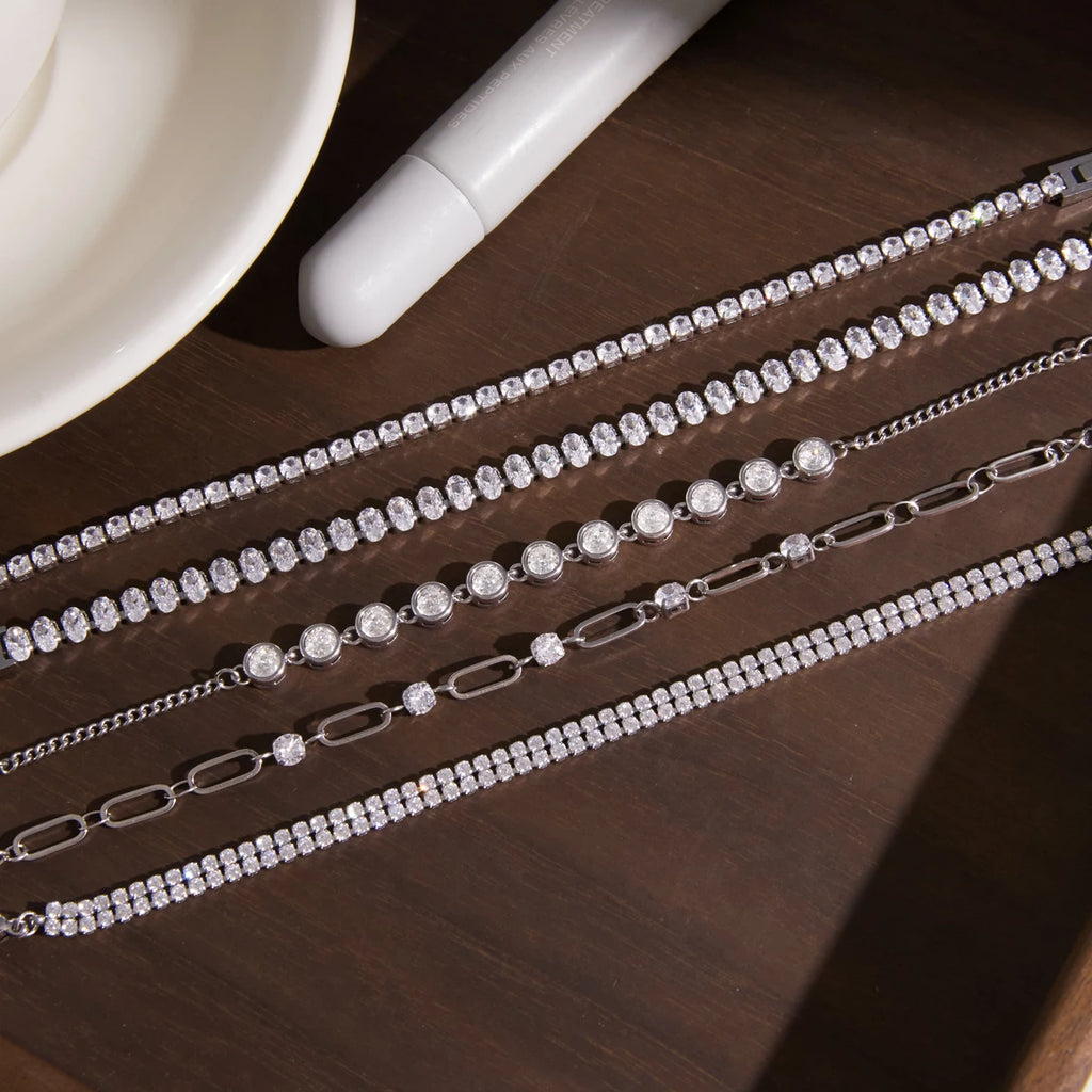 Delicate Geometric Zircon Bracelet