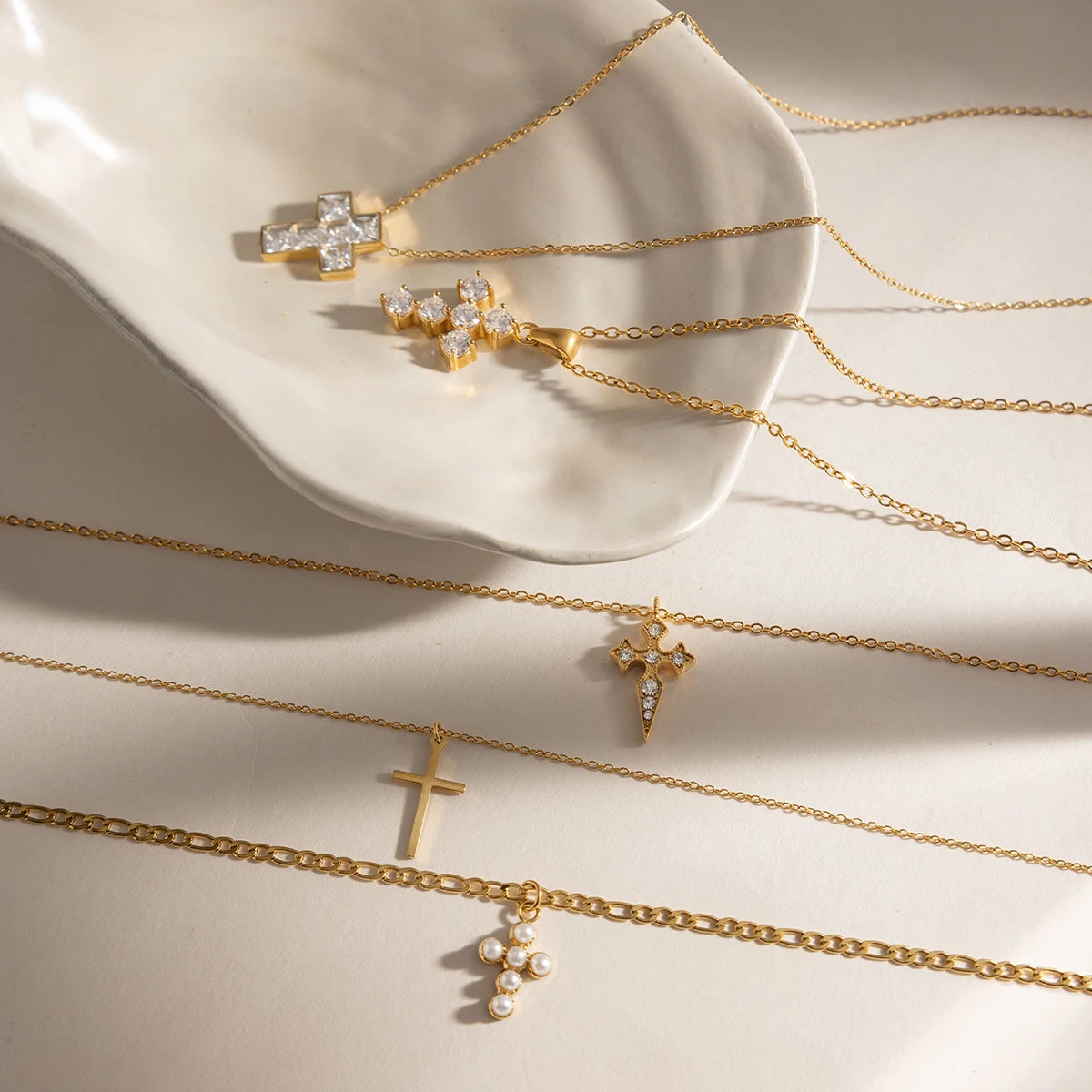 Classic Zircon Cross Pendant Necklace