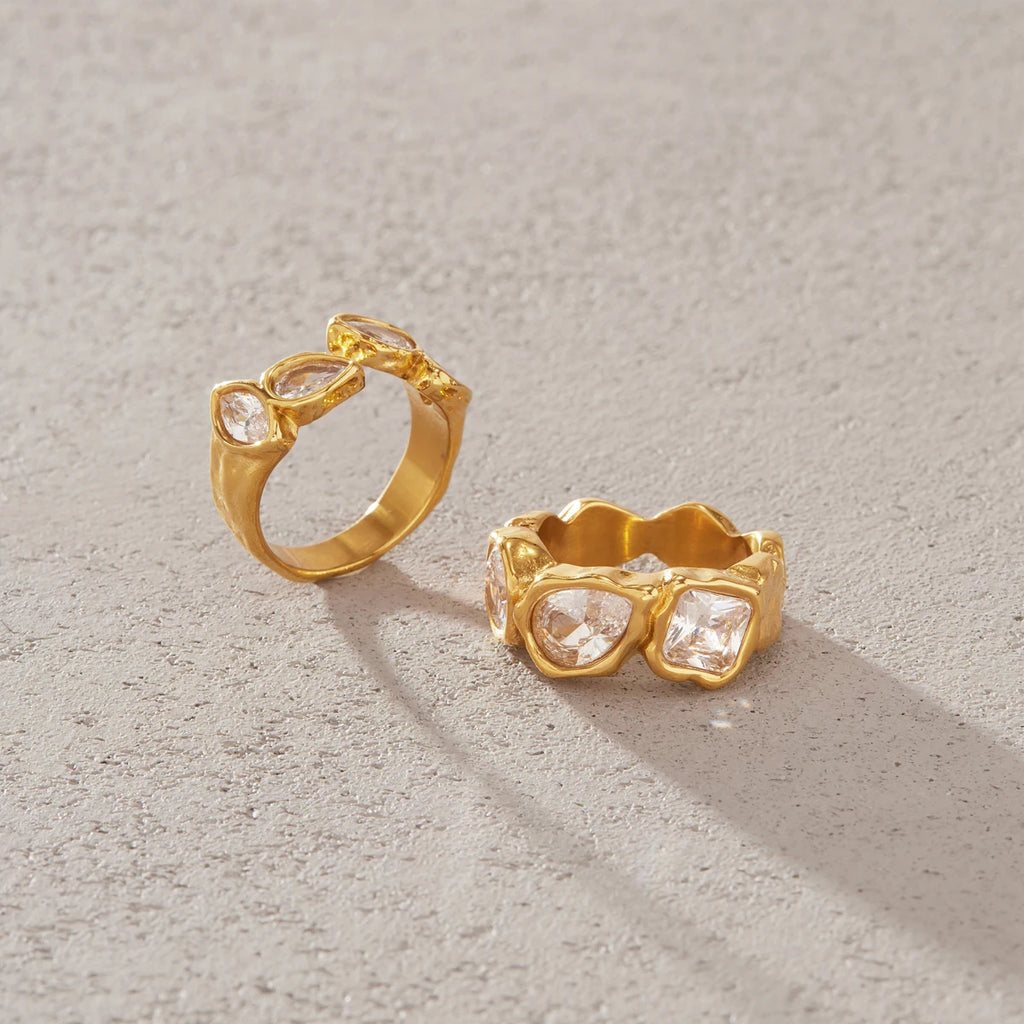 Oval Zircon Ring