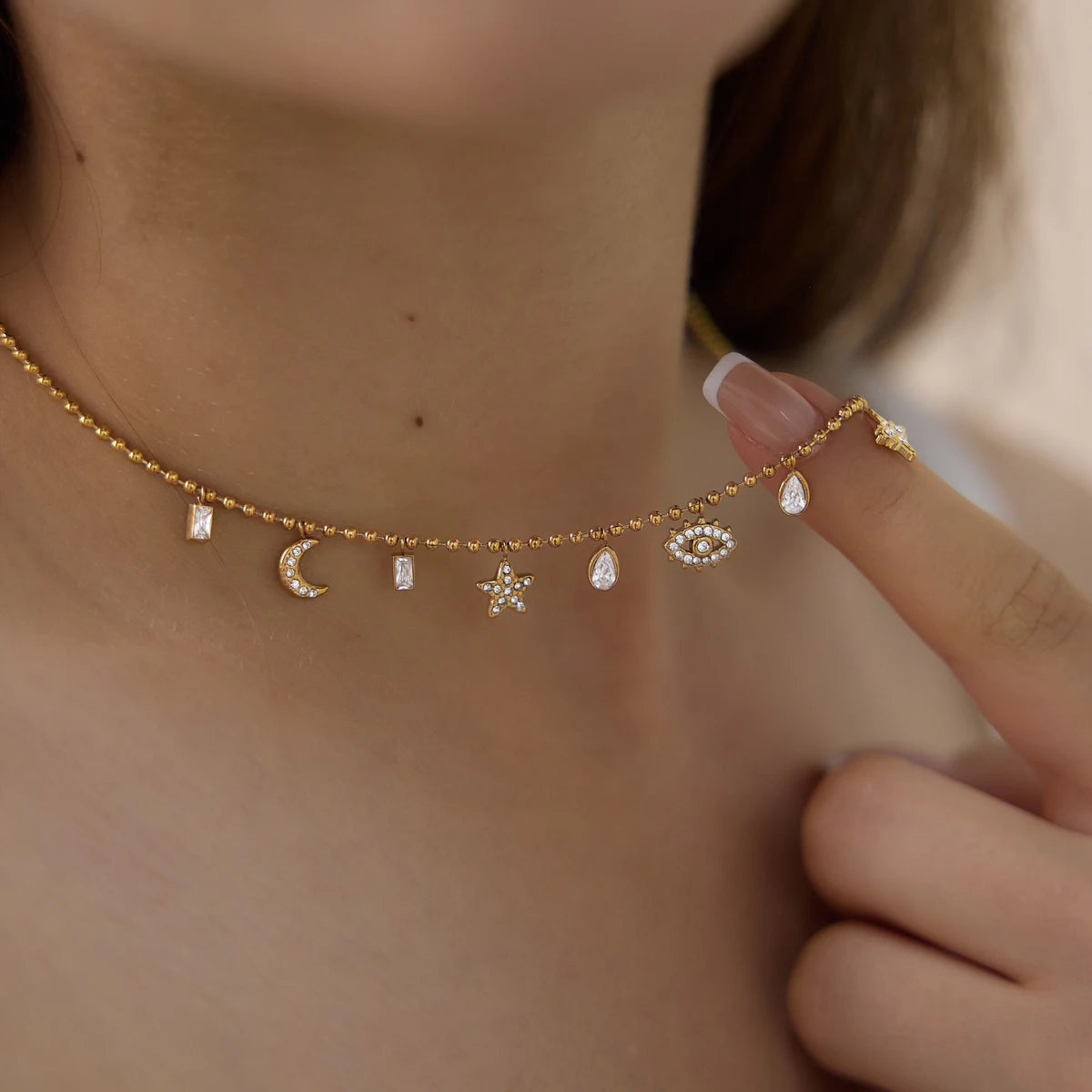 Exquisite Zircon Eye Star Moon Pendant Necklace