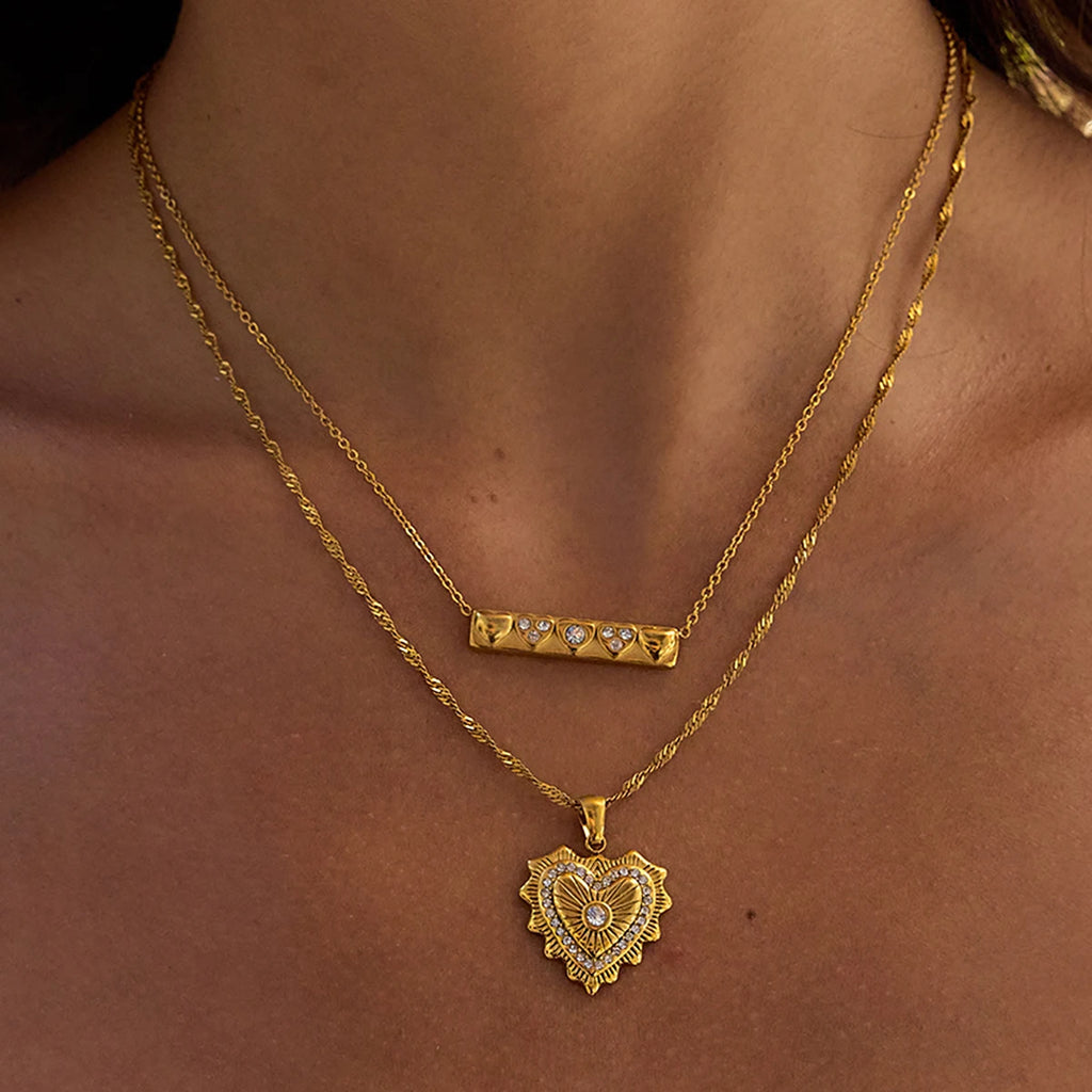 Geometric Textured Heart Zircon Necklace