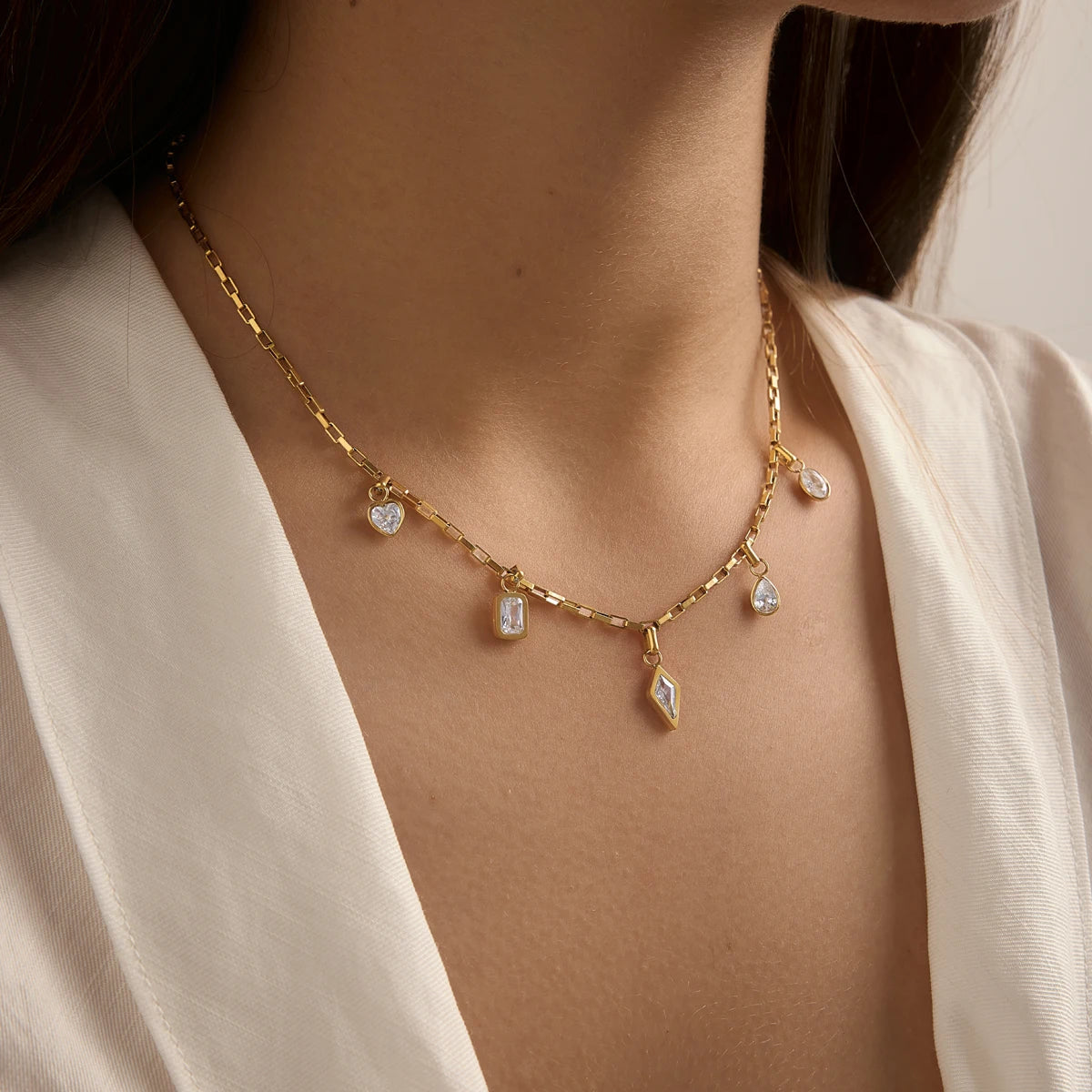 Geometric Heart Zircon Pendant Necklace