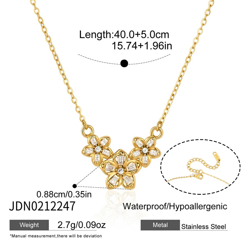 Romantic Zircon Flower Pendant Necklace