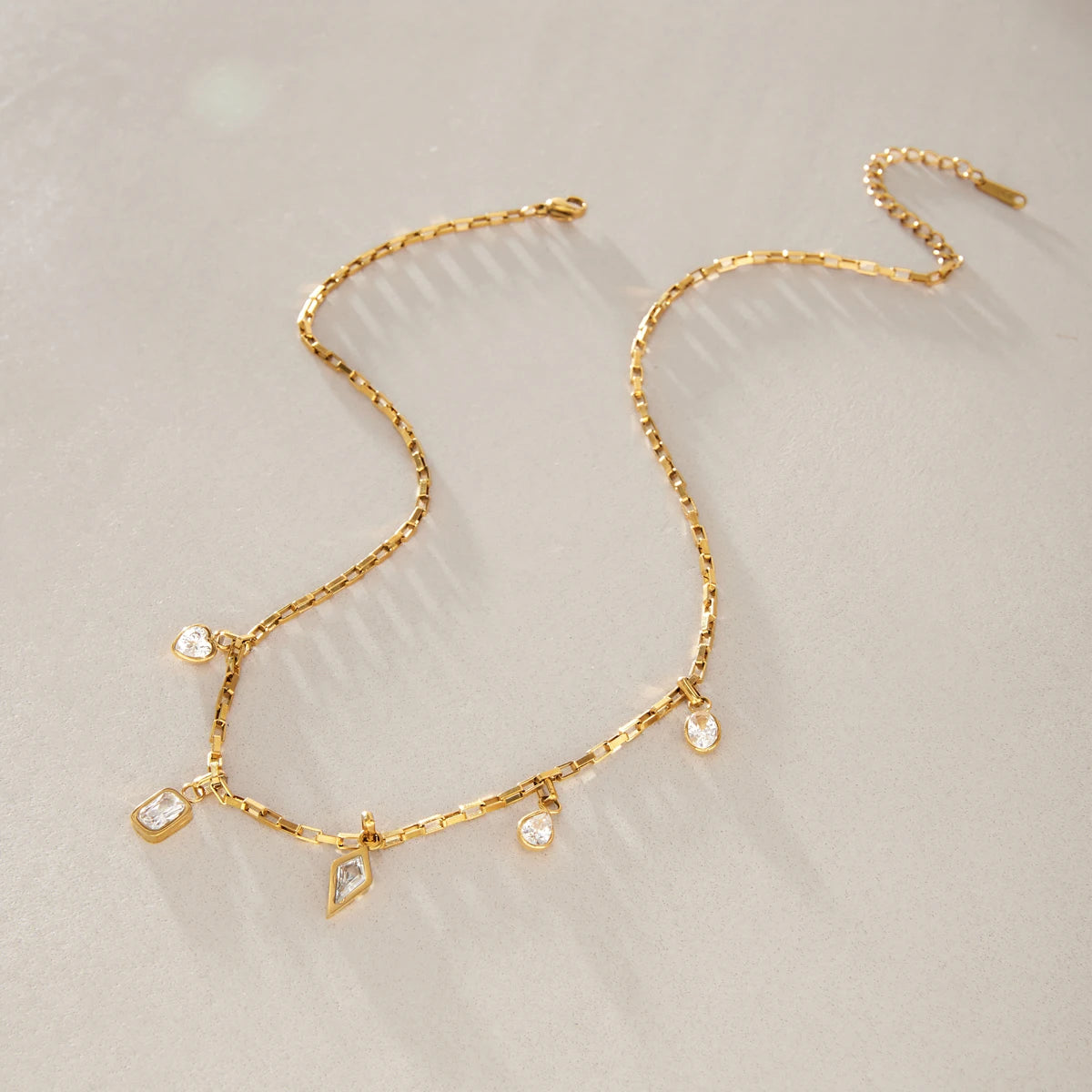 Geometric Heart Zircon Pendant Necklace