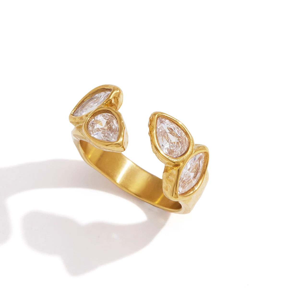 Oval Zircon Ring