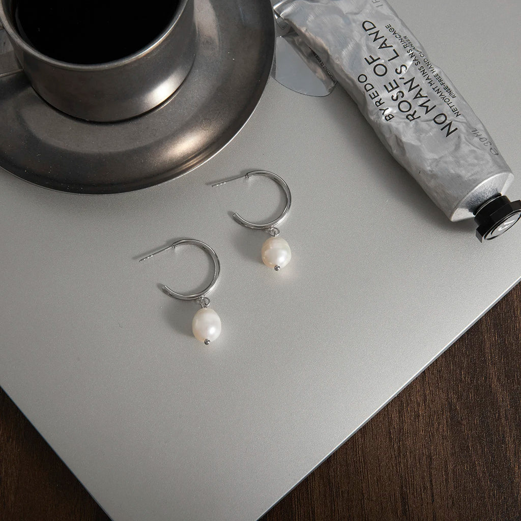 Elegant Freshwater Pearl Drop Earrings