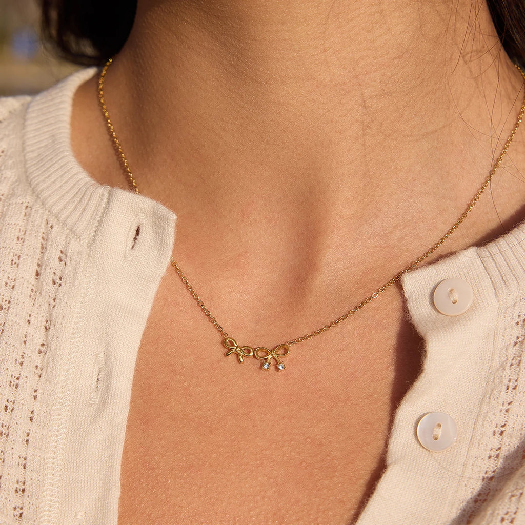 Romantic Bowknot Pendant Necklace